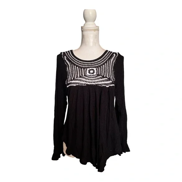 Free People Soulmate Crochet Tunic Top Black Waffle Knit Long Sleeves Size S - Picture 2 of 9